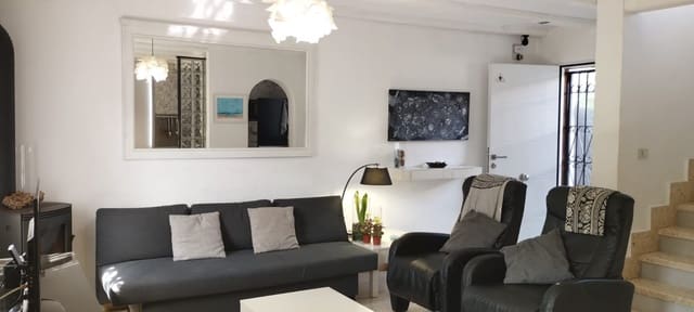 3 soveværelse Villa til salg i Dénia med swimmingpool garage - € 295.000 (Ref: 10158715)