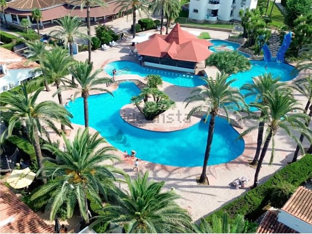 3 soveværelse Villa til salg i Dénia med swimmingpool garage - € 295.000 (Ref: 10158715)
