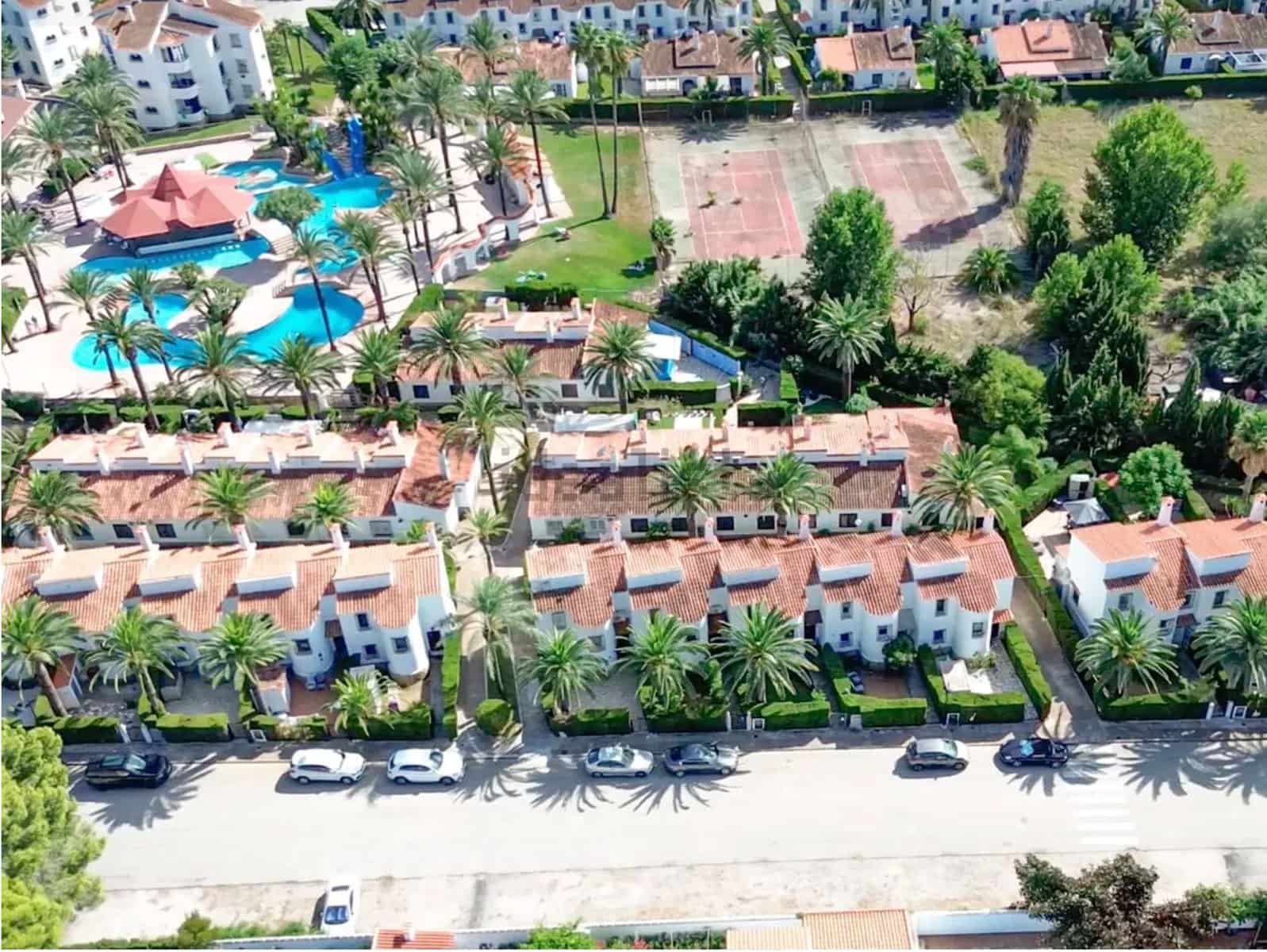 3 sypialnia Willa na sprzedaż w Denia z basenem garażem - 295 000 € (Ref: 10158715)
