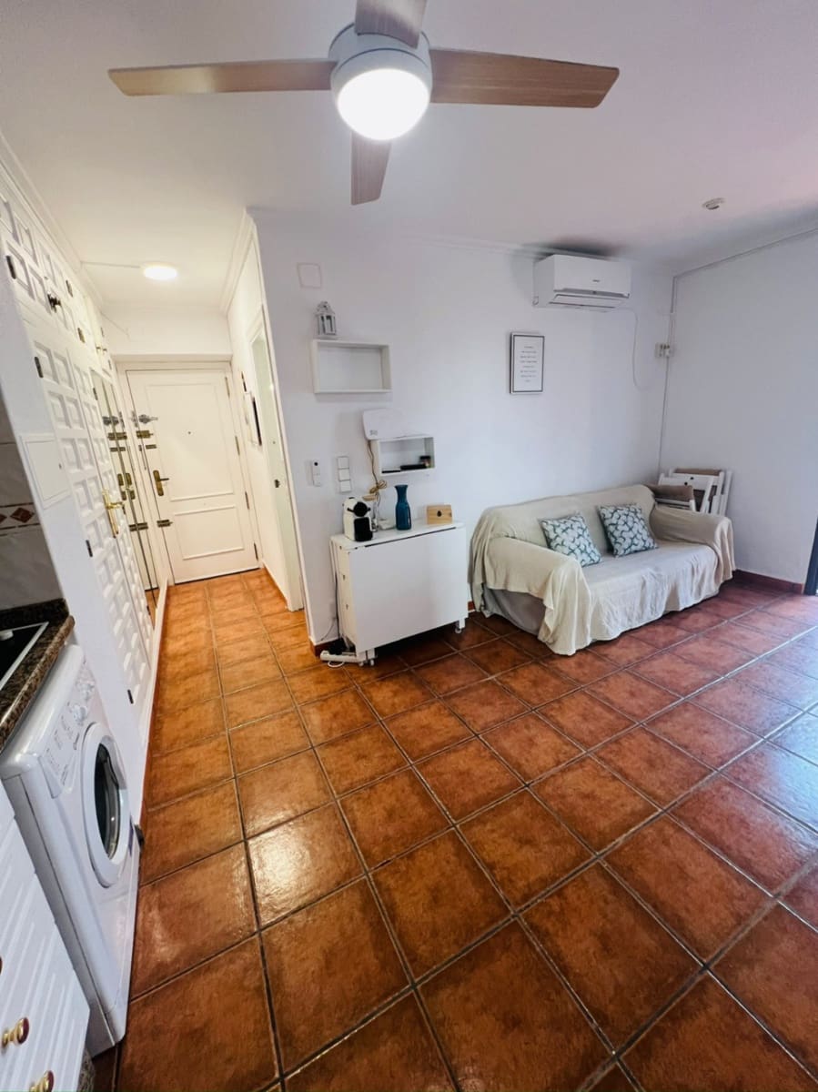 2 soverom Leilighet til salgs i Denia med svømmebasseng garasje - € 189 000 (Ref: 10158717)