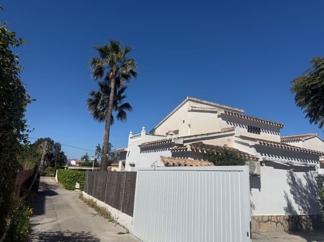 3 soverom Villa til salgs i El Puerto, Dénia med svømmebasseng garasje - € 449 000 (Ref: 10158725)