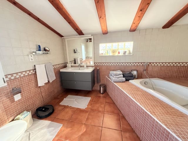 3 soverom Villa til salgs i El Puerto, Dénia med svømmebasseng garasje - € 449 000 (Ref: 10158725)