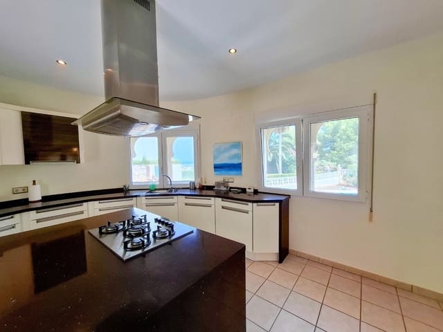 3 slaapkamer Villa te koop in El Montgó, Dénia met zwembad - € 725.000 (Ref: 10158727)
