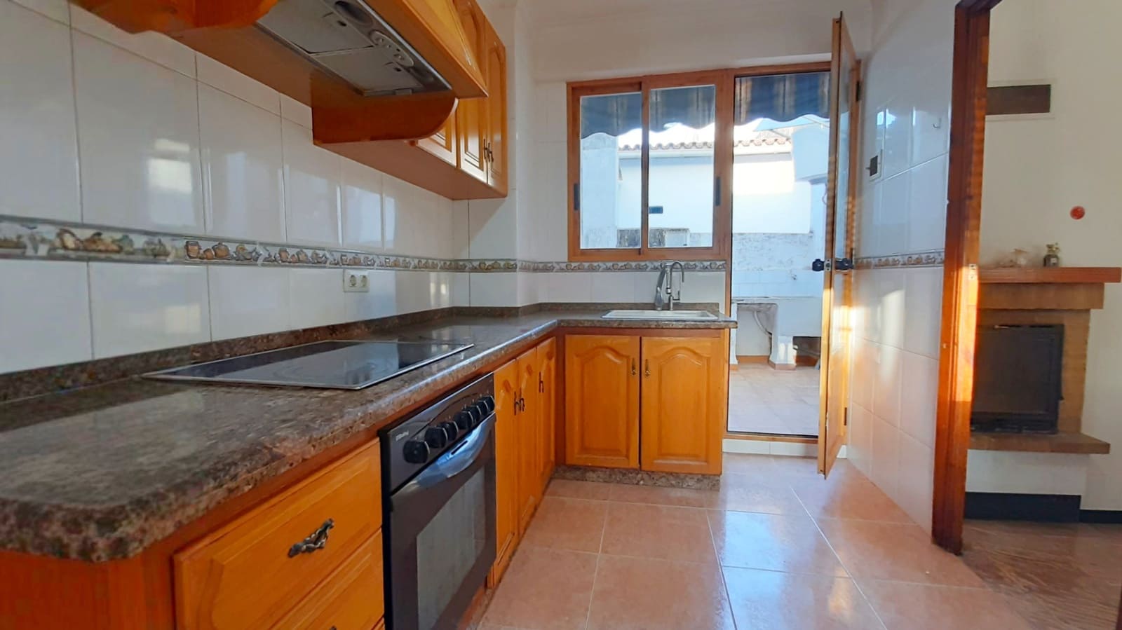 3 sovrum Villa till salu i Pego - 170 000 € (Ref: 10181688)