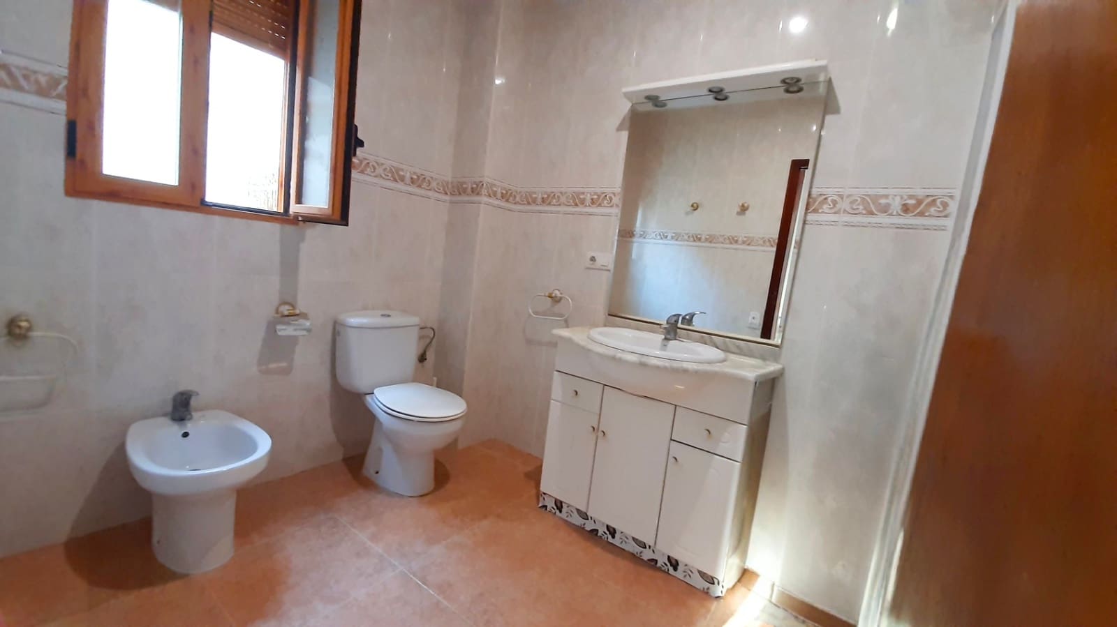 3 sovrum Villa till salu i Pego - 170 000 € (Ref: 10181688)