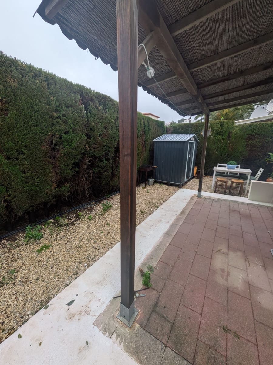 Bungalow de 2 habitaciones en Dénia en venta con piscina - 289.000 € (Ref: 10181689)