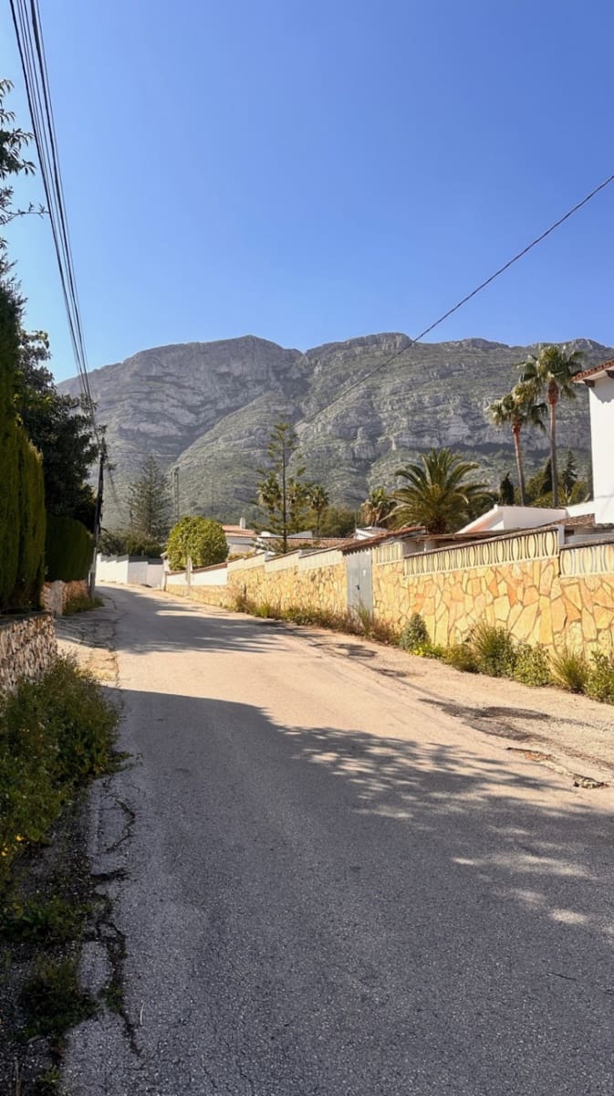 Bungalow de 2 habitaciones en Dénia en venta con piscina - 289.000 € (Ref: 10181689)