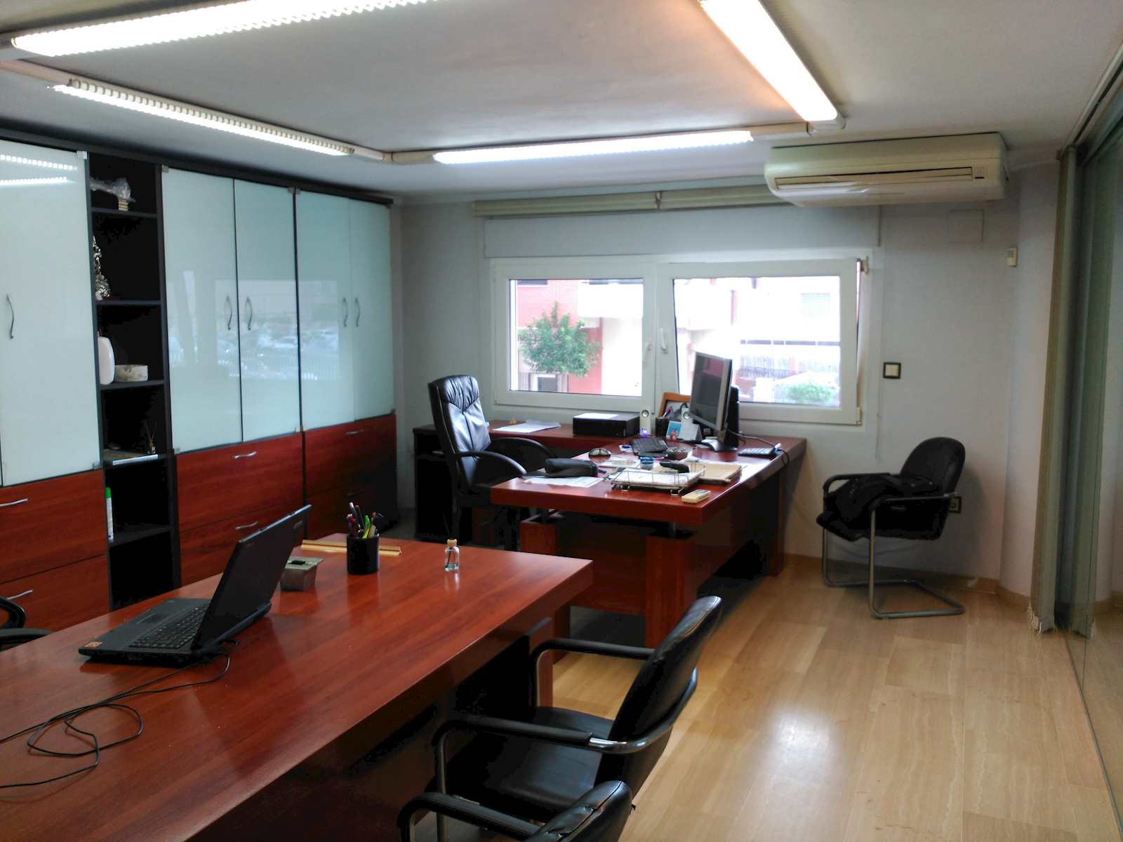 Local Commercial à vendre à Denia avec garage - 400 000 € (Ref: 3869265)