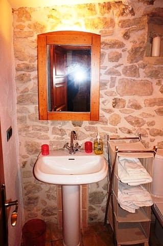 4 bedroom Townhouse for sale in Benimaurell, Vall de Laguart - € 280,000 (Ref: 7343108)