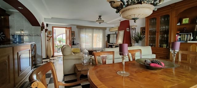 3 soveværelse Erhverv til salg i Las Marinas / Les Marines, Dénia med garage - € 850.000 (Ref: 7754535)