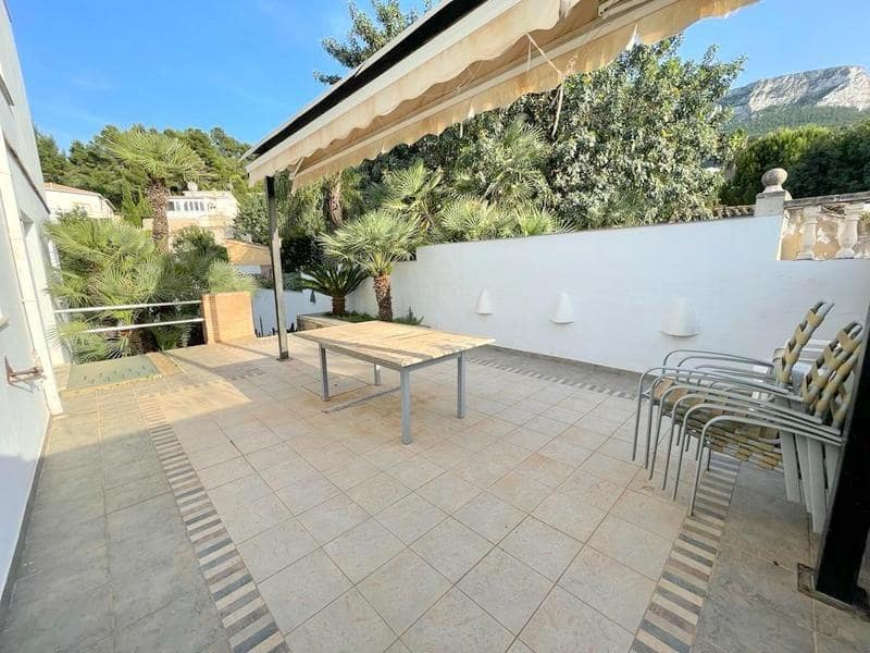 4 soverom Villa til salgs i Denia med svømmebasseng garasje - € 644 900 (Ref: 7754574)