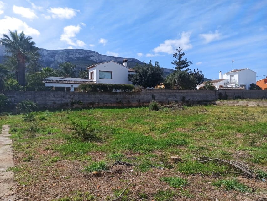 Bouwgrond te koop in Denia - € 740.000 (Ref: 8141312)