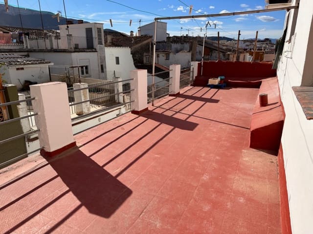 3 bedroom Apartment for sale in Centro Urbano, Dénia - € 160,000 (Ref: 8212556)