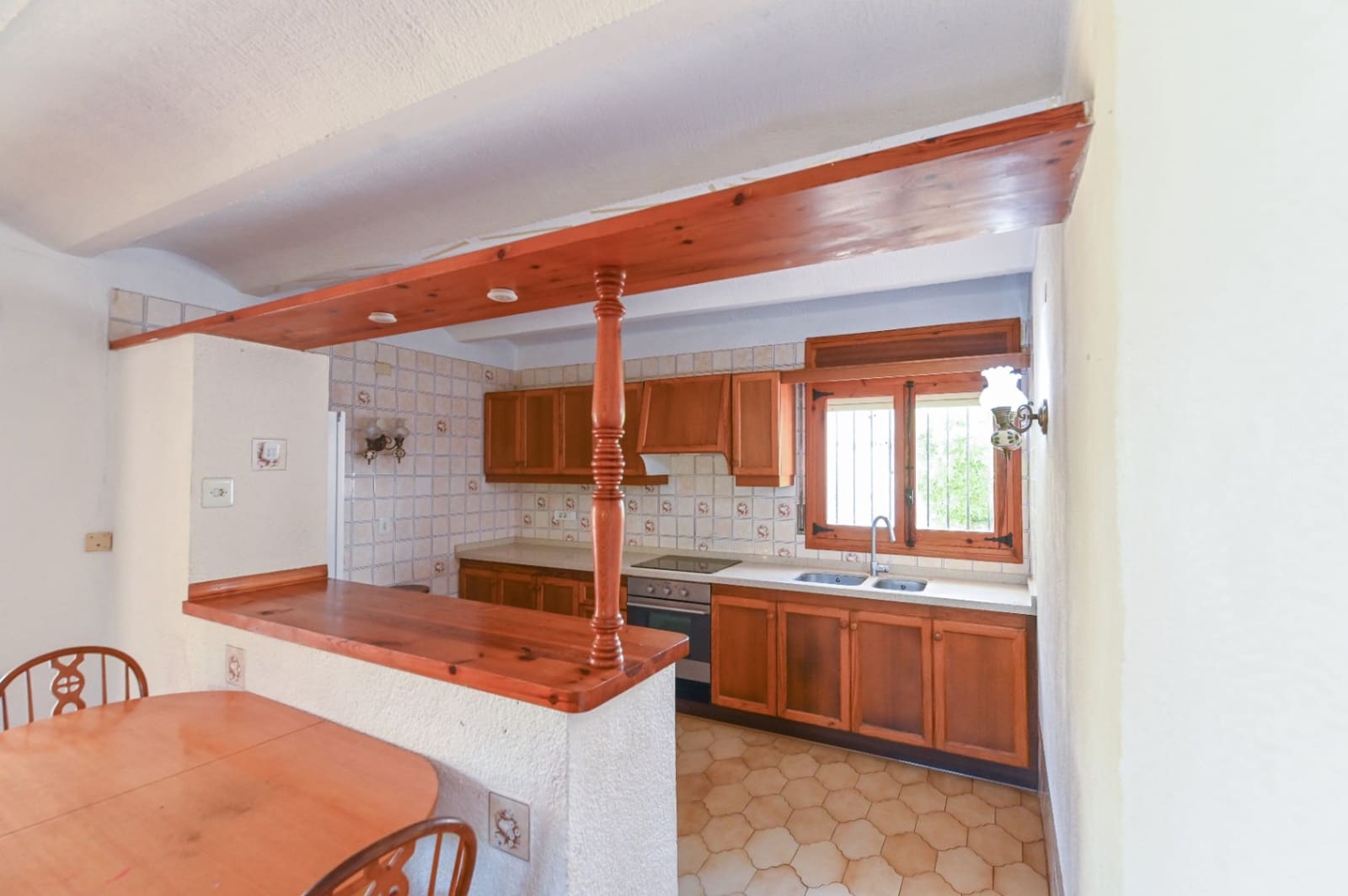 Chalet de 7 habitaciones en Dénia en venta con garaje - 560.000 € (Ref: 8296666)