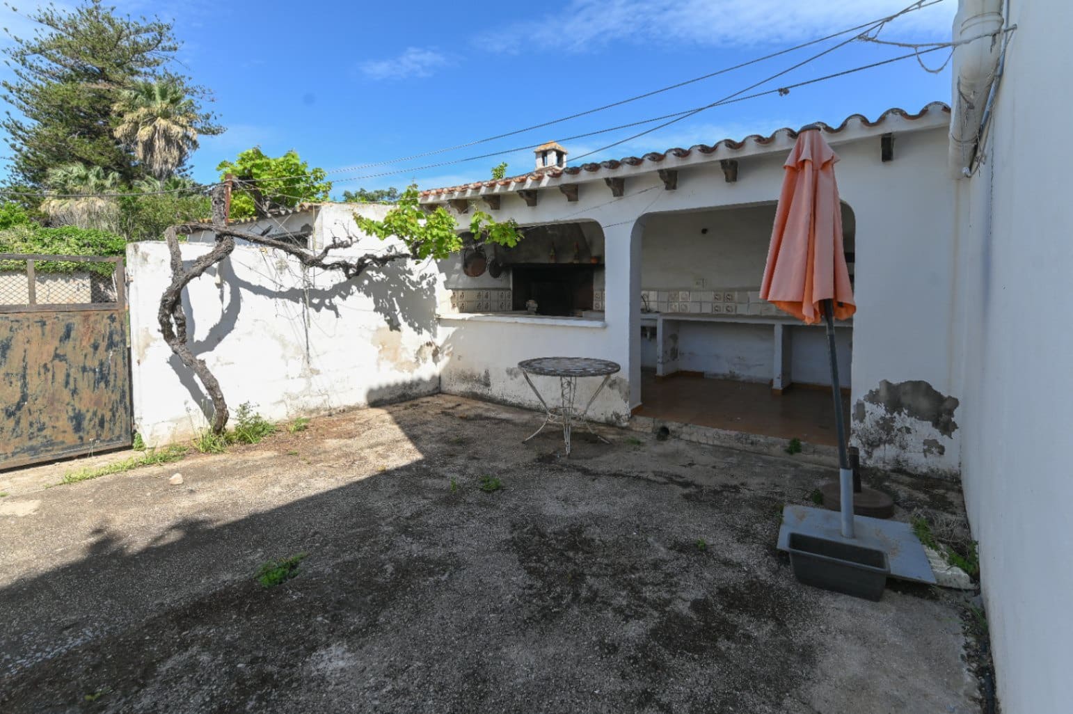 Chalet de 7 habitaciones en Dénia en venta con garaje - 560.000 € (Ref: 8296666)