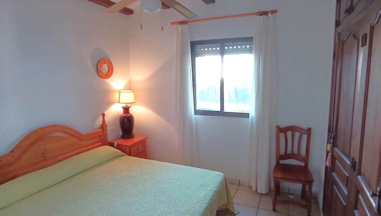 5 sypialnia Willa na sprzedaż w Denia z basenem garażem - 598 000 € (Ref: 8490398)