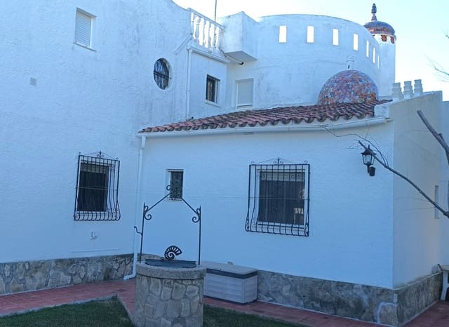 5 sypialnia Willa na sprzedaż w Las Marinas / Les Marines, Dénia z basenem garażem - 598 000 € (Ref: 8490398)