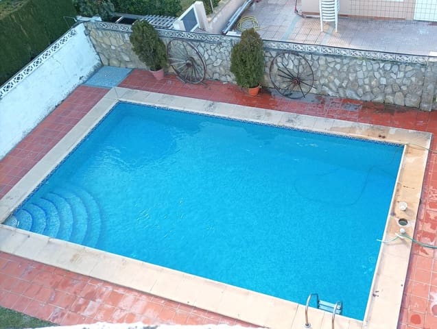 5 sypialnia Willa na sprzedaż w Las Marinas / Les Marines, Dénia z basenem garażem - 598 000 € (Ref: 8490398)