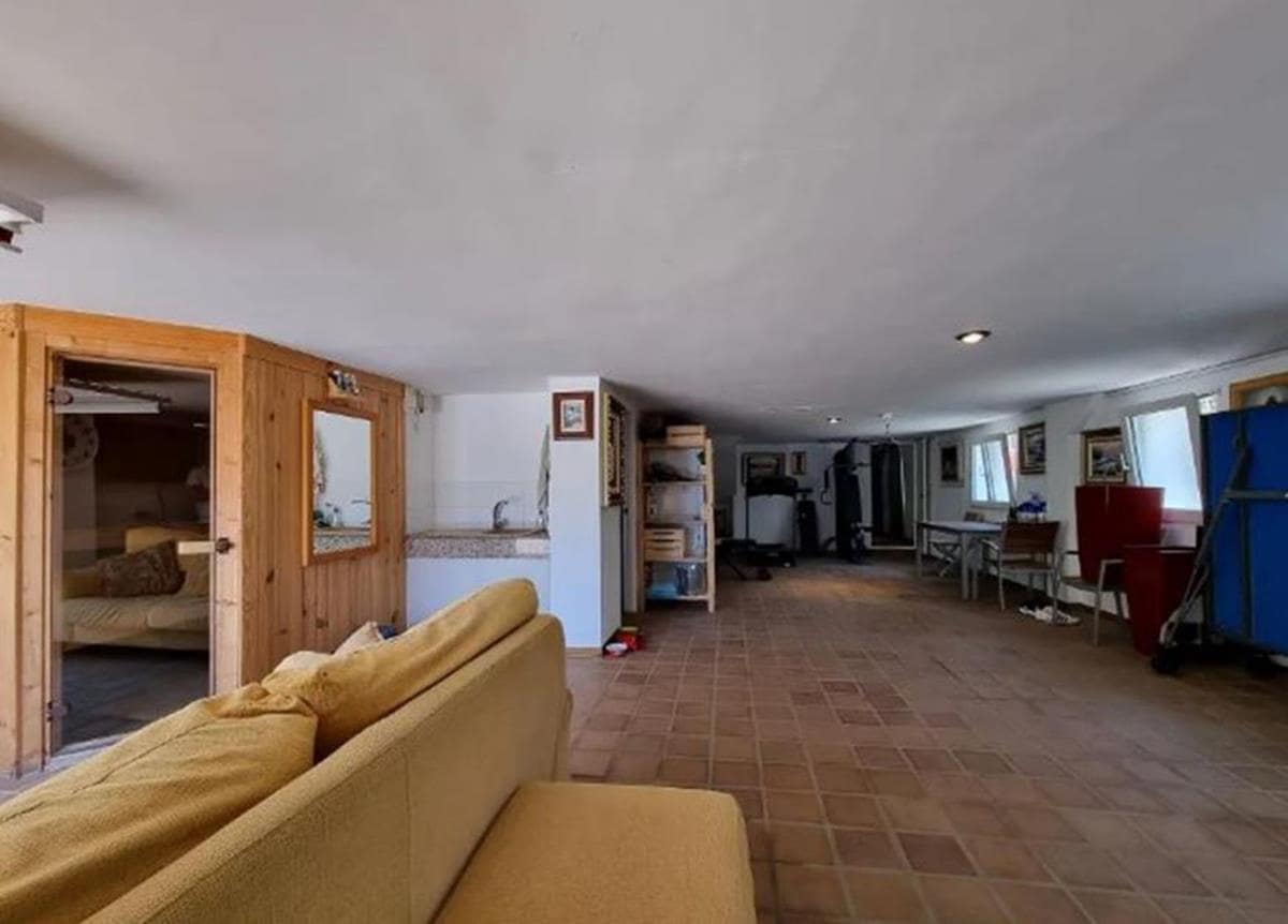 4 sypialnia Willa na sprzedaż w Denia z garażem - 2 300 000 € (Ref: 8594251)