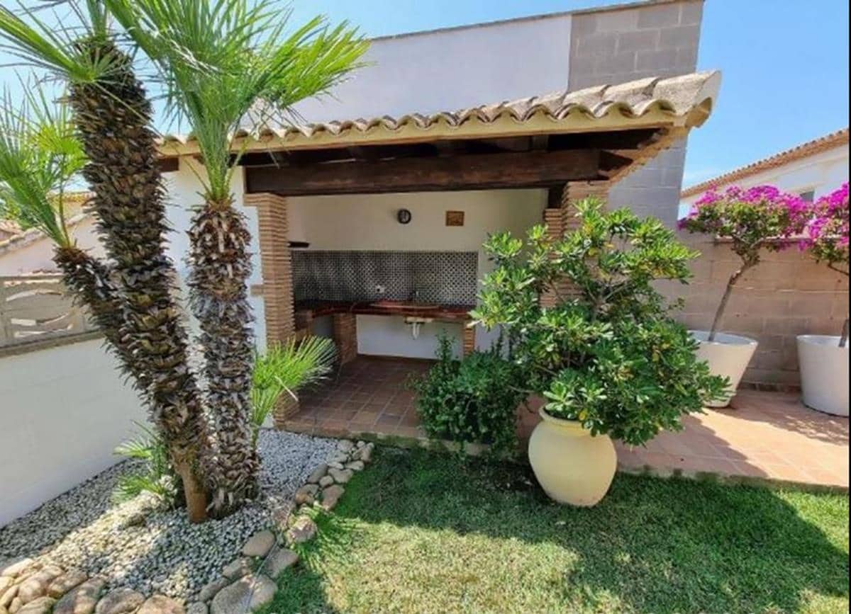 4 sypialnia Willa na sprzedaż w Denia z garażem - 2 300 000 € (Ref: 8594251)