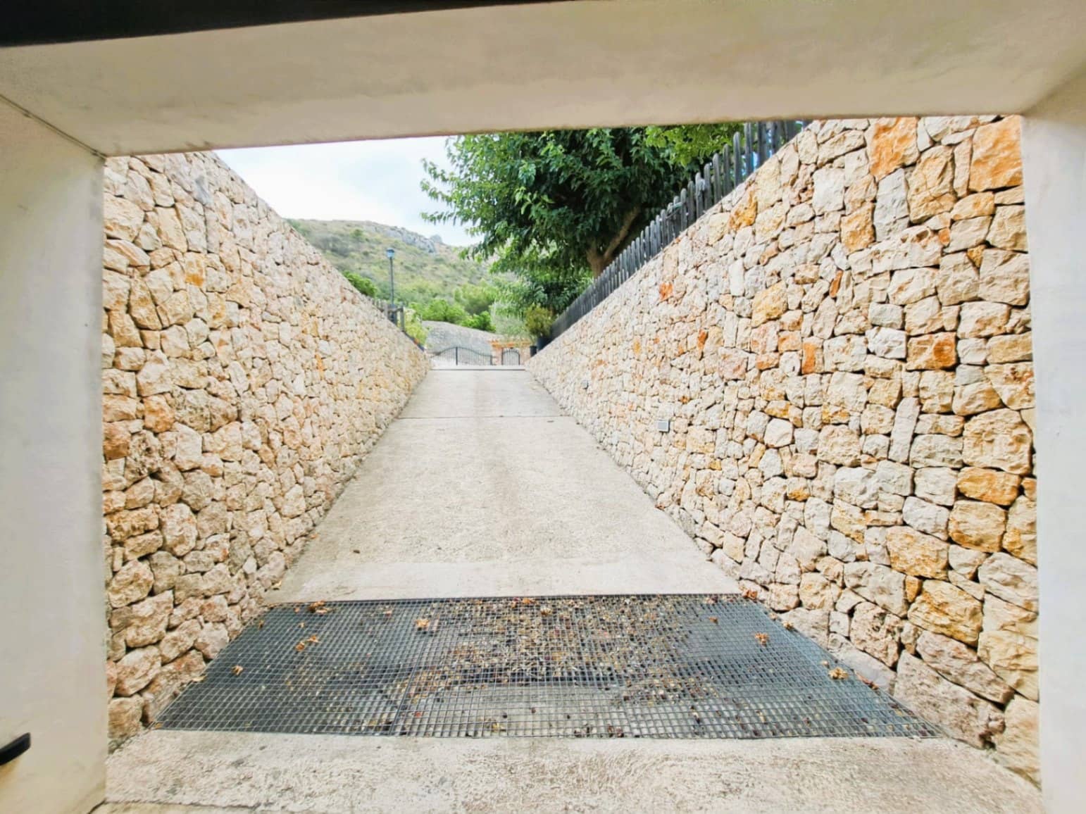 4 soveværelse Villa til salg i Pego med swimmingpool garage - € 540.000 (Ref: 8635868)