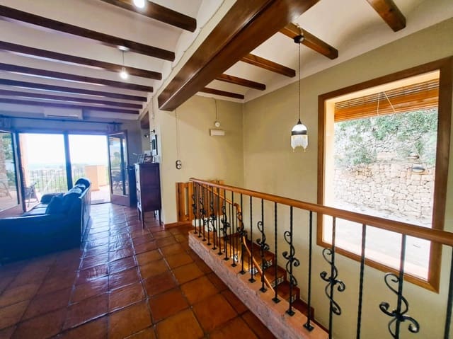 4 camera da letto Villa in vendita in Pego con piscina garage - 540.000 € (Rif: 8635868)