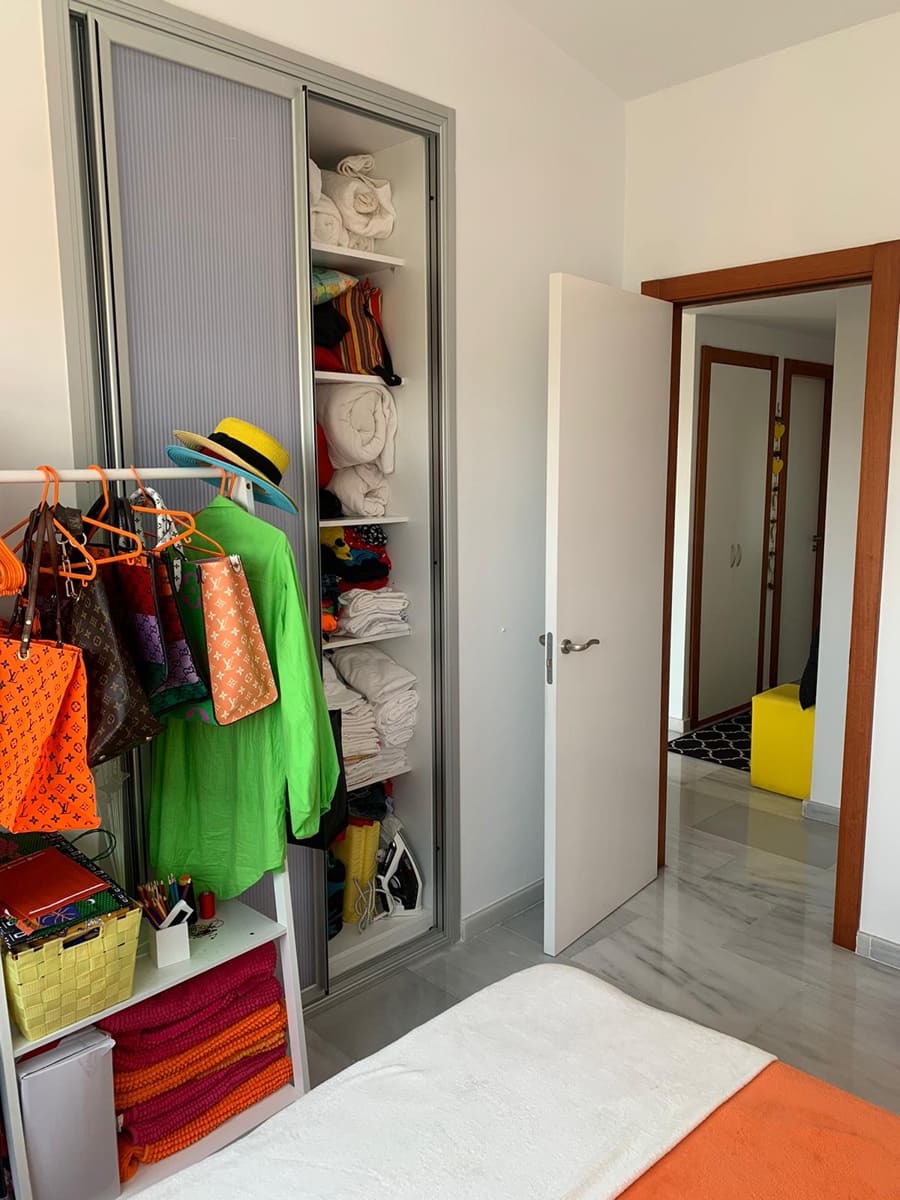 Piso de 3 habitaciones en Dénia en venta con piscina garaje - 360.000 € (Ref: 8707429)