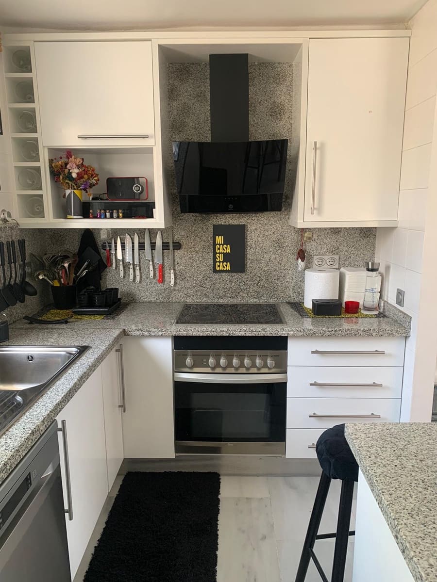 Piso de 3 habitaciones en Dénia en venta con piscina garaje - 360.000 € (Ref: 8707429)