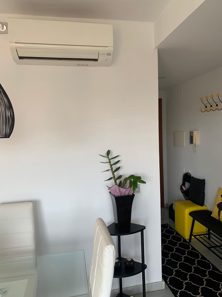 Piso de 3 habitaciones en Dénia en venta con piscina garaje - 360.000 € (Ref: 8707429)