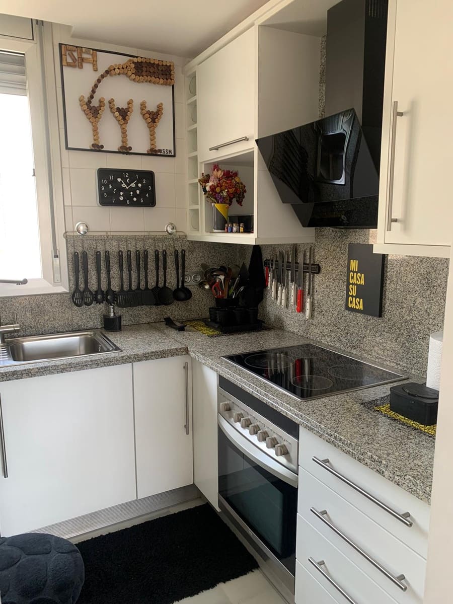 Piso de 3 habitaciones en Dénia en venta con piscina garaje - 360.000 € (Ref: 8707429)