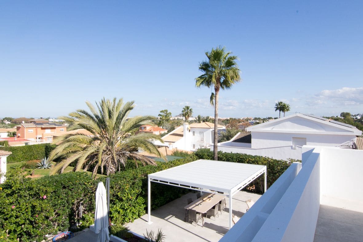 4 quarto Moradia para venda em Denia com piscina garagem - 1 350 000 € (Ref: 8774915)