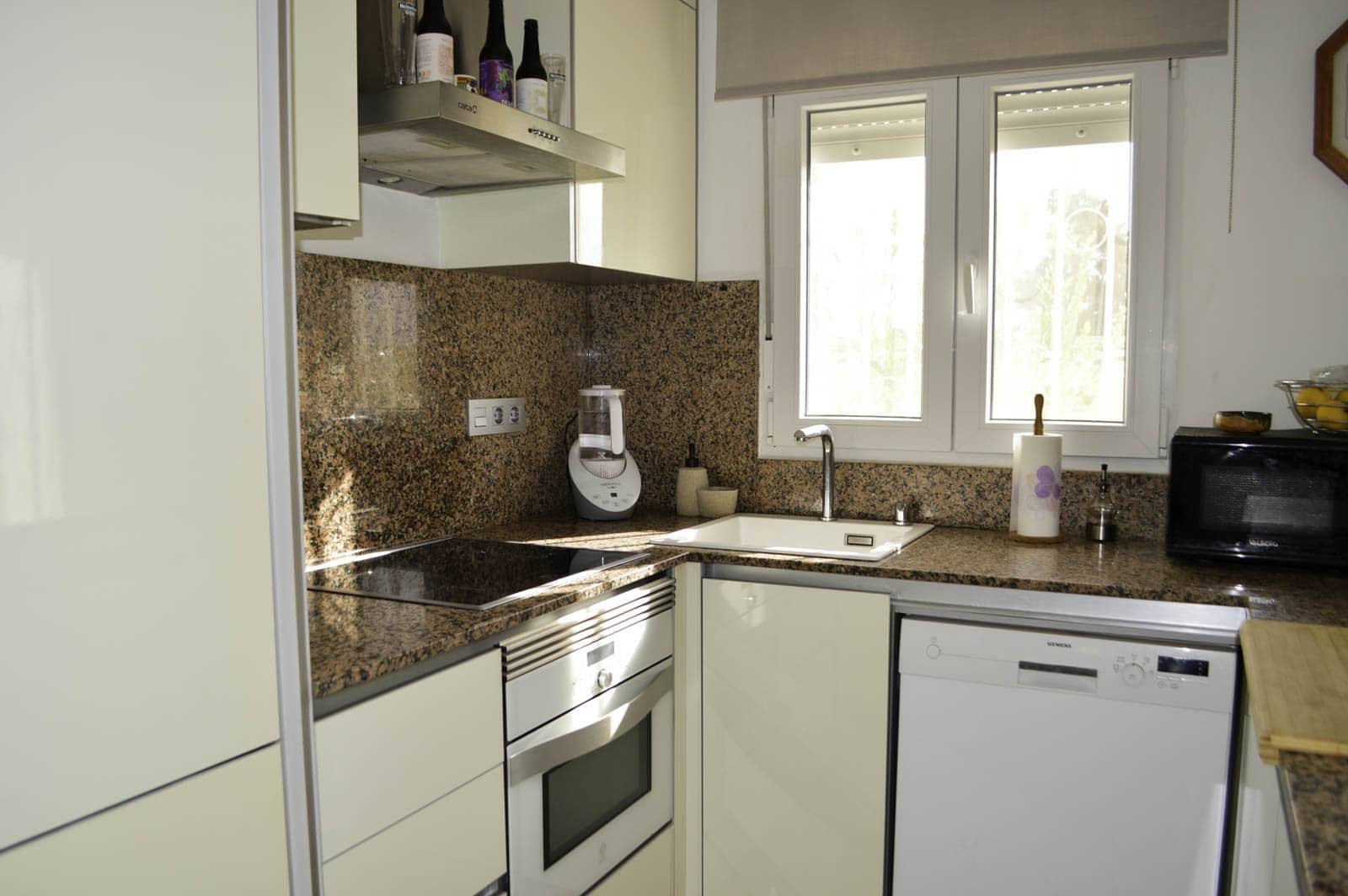 4 quarto Moradia para venda em Denia com piscina garagem - 749 000 € (Ref: 8863301)