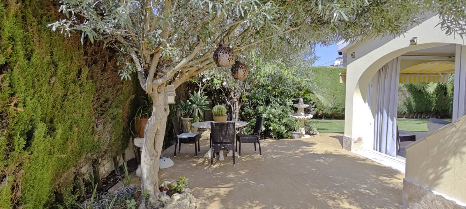 4 chambre Villa/Maison à vendre à Denia avec piscine garage - 695 000 € (Ref: 8863301)