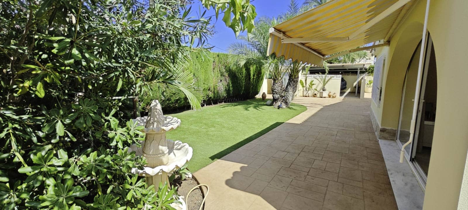 4 chambre Villa/Maison à vendre à Denia avec piscine garage - 695 000 € (Ref: 8863301)