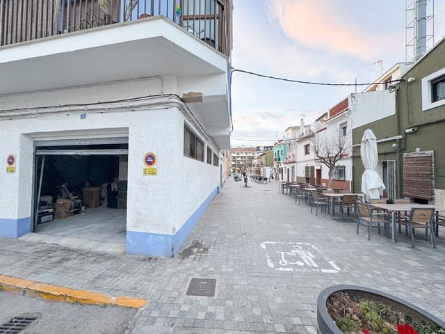 Kaupallinen myytävänä paikassa Centro Urbano, Dénia - 450 000 € (Ref: 8879243)