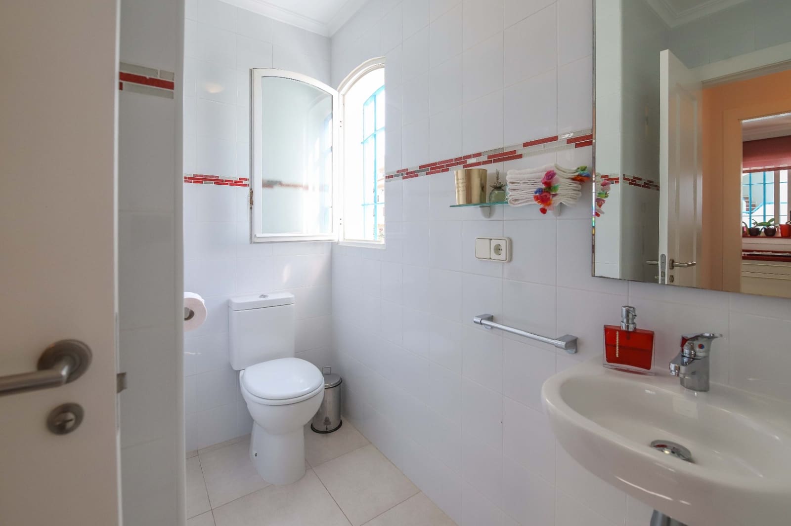 3 sovrum Lägenhet till salu i Denia med pool garage - 585 000 € (Ref: 8879245)