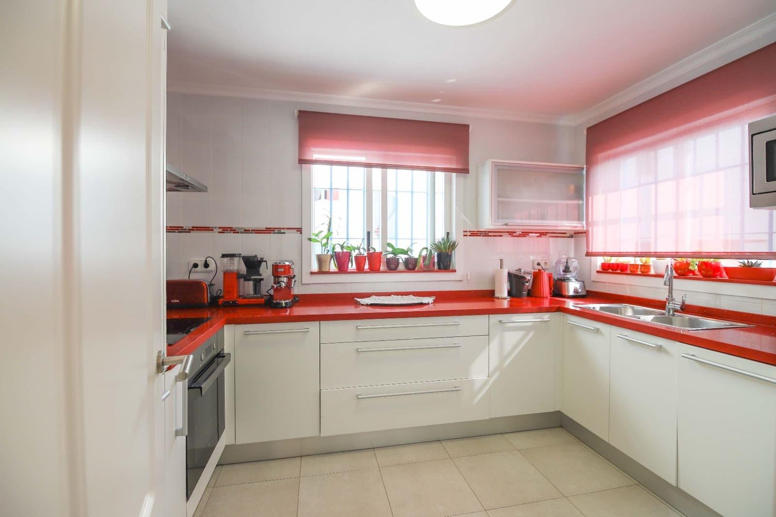 3 sovrum Lägenhet till salu i Denia med pool garage - 585 000 € (Ref: 8879245)