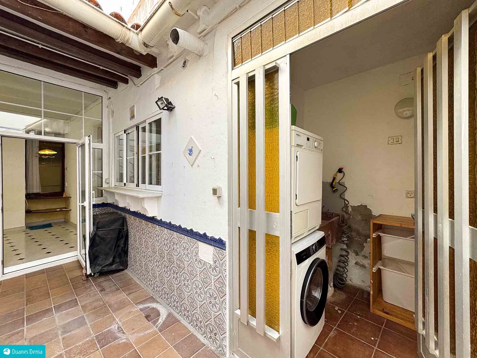 4 soveværelse Byhus til salg i Denia med garage - € 280.000 (Ref: 8879256)