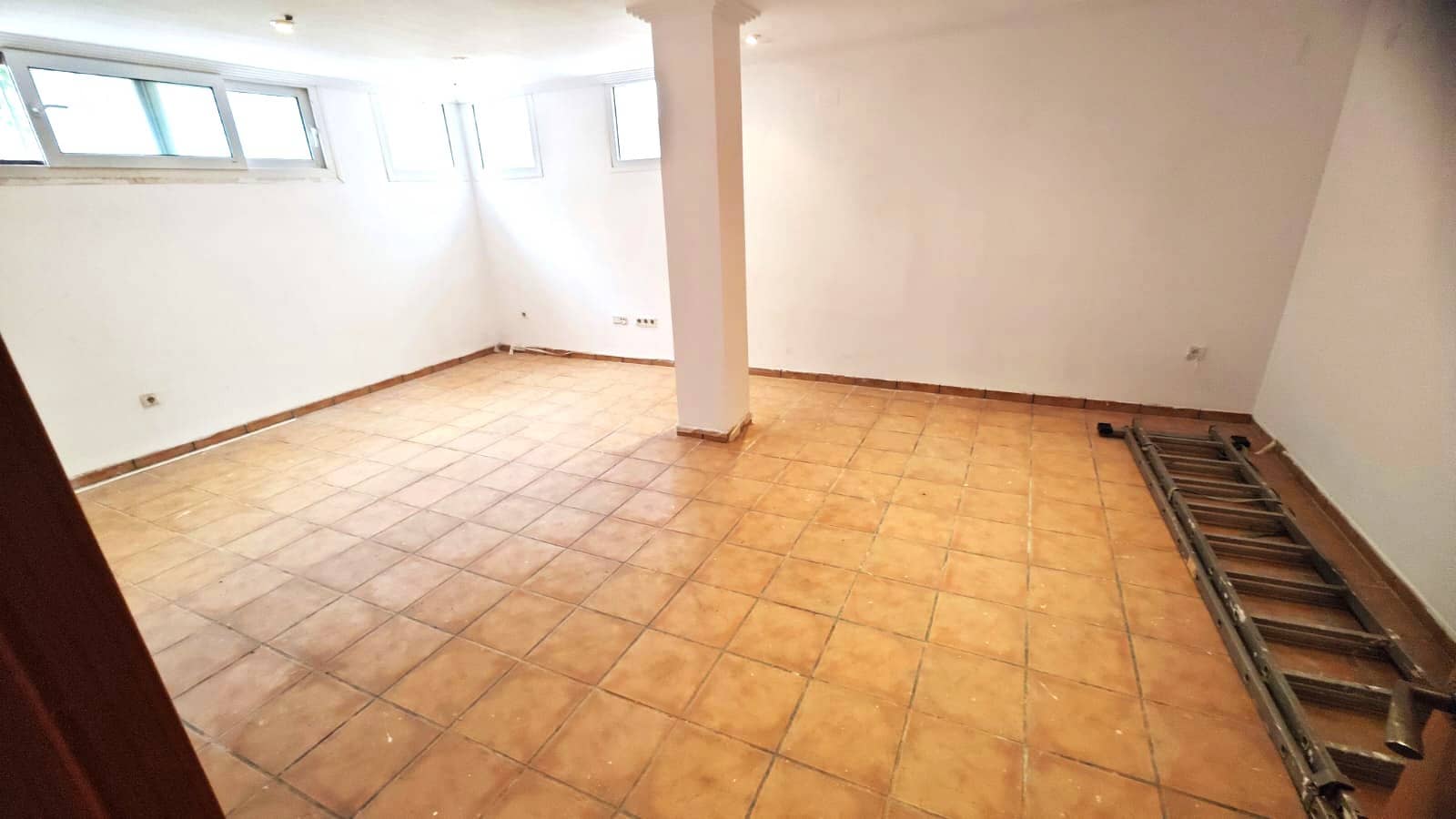 4 quarto Moradia para venda em Denia com piscina garagem - 599 000 € (Ref: 8879267)