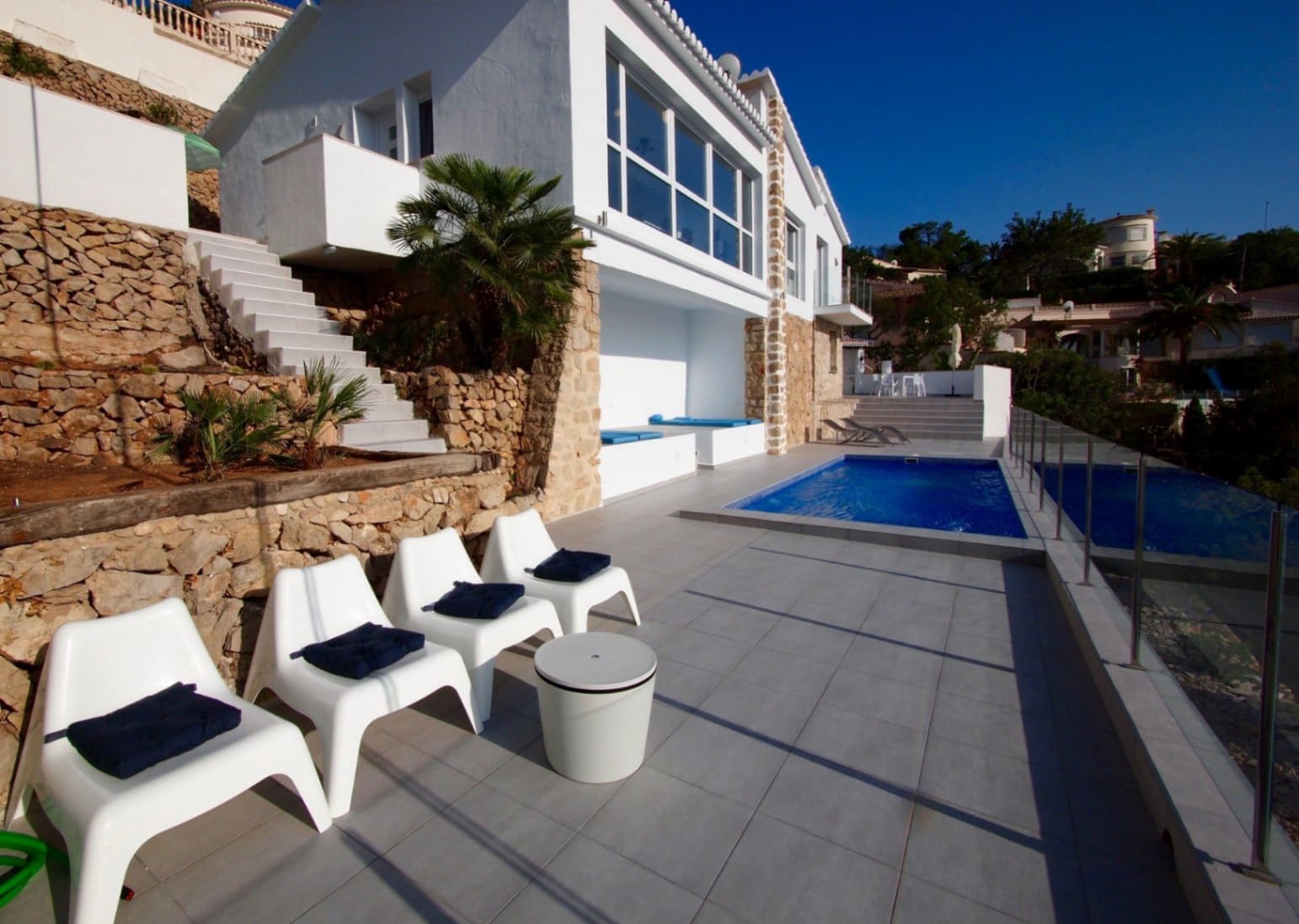 3 bedroom Villa for sale in Denia with pool garage - € 800,000 (Ref: 8920058)