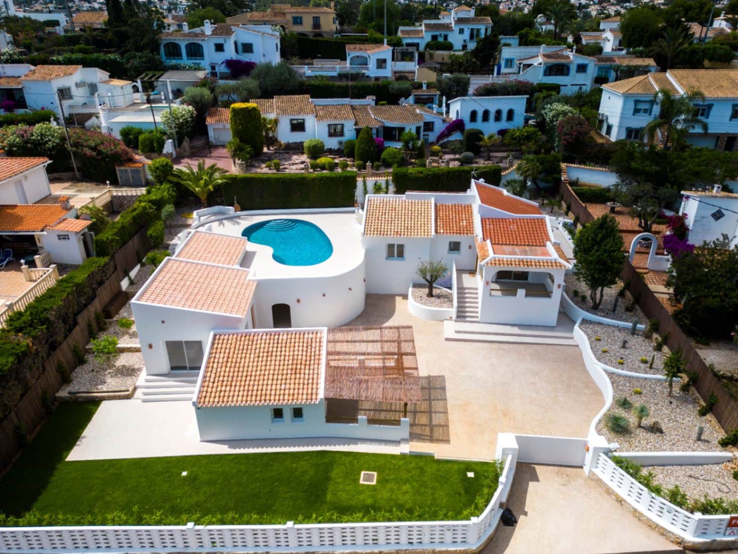 Chalet de 6 habitaciones en Dénia en venta con piscina garaje - 790.000 € (Ref: 8981127)