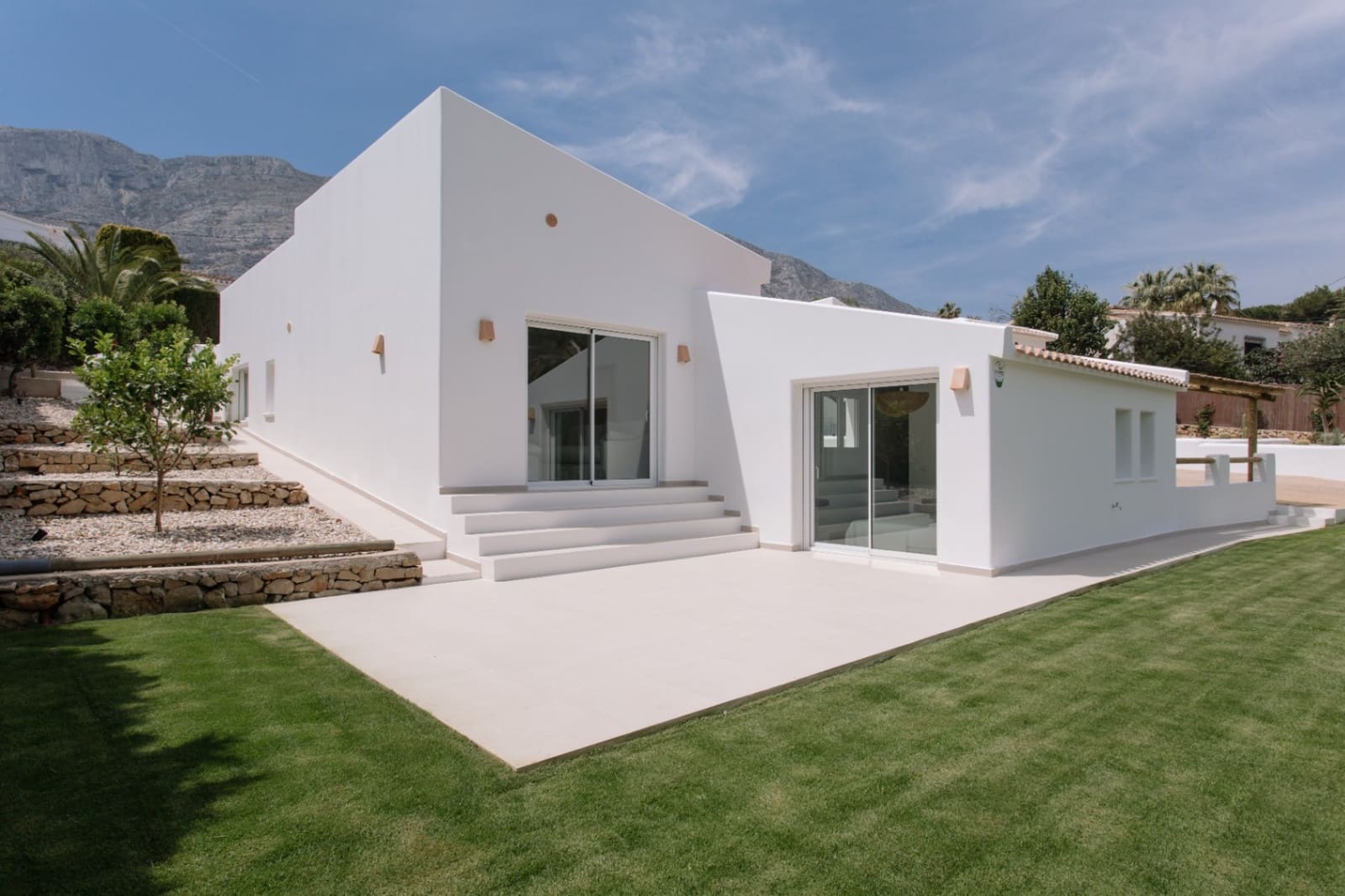 Chalet de 6 habitaciones en Dénia en venta con piscina garaje - 790.000 € (Ref: 8981127)