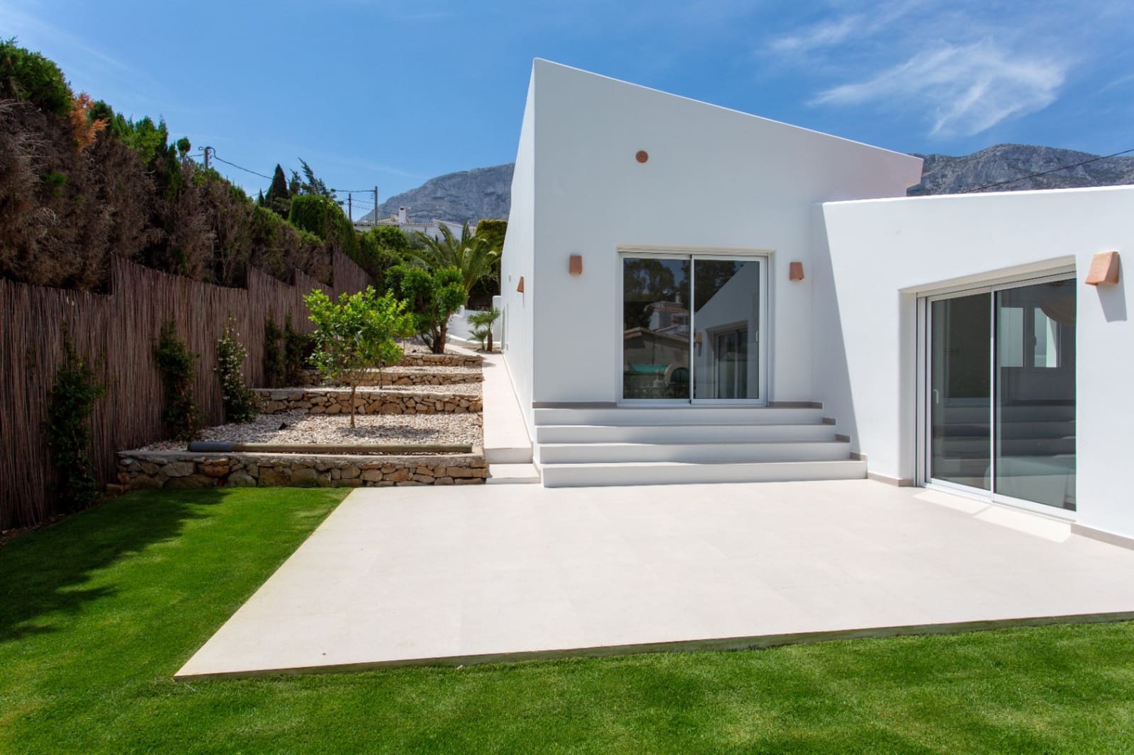 Chalet de 6 habitaciones en Dénia en venta con piscina garaje - 790.000 € (Ref: 8981127)