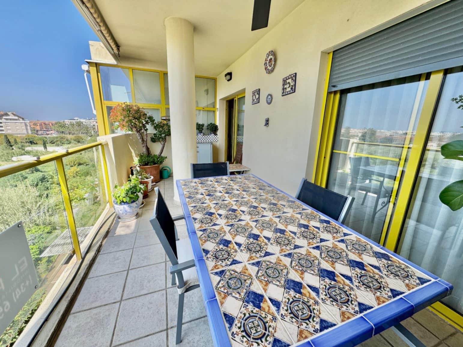 Apartamento de 3 habitaciones en Dénia en venta con piscina garaje - 399.000 € (Ref: 9001754)