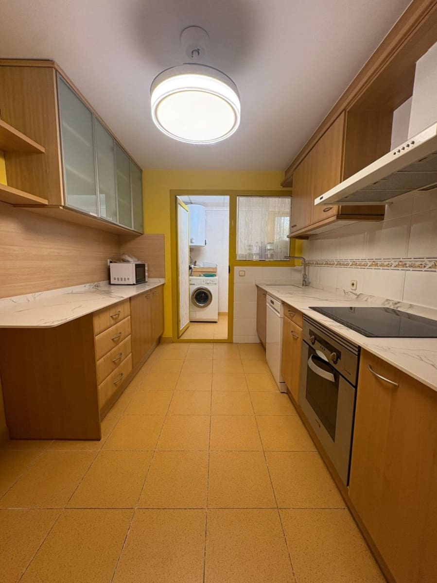 3 bedroom Apartment for sale in Denia with pool garage - € 399,000 (Ref: 9001754)