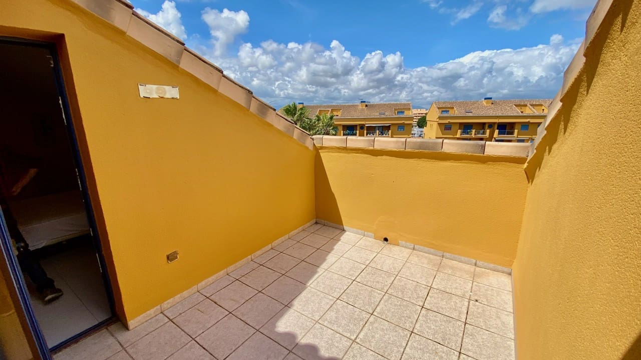 4 Zimmer Wohnung zu verkaufen in Denia mit Pool Garage - 550.000 € (Ref: 9009851)