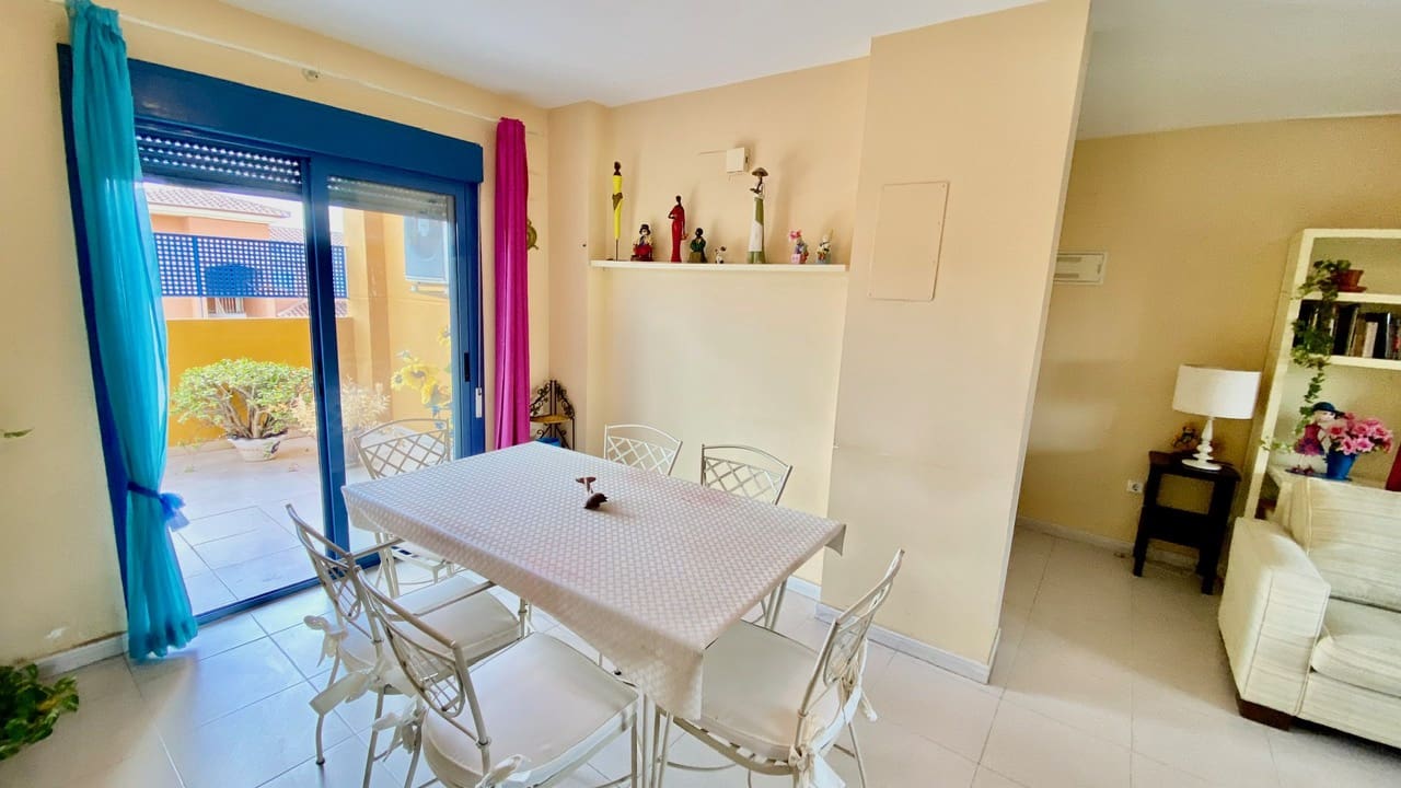 4 Zimmer Wohnung zu verkaufen in Denia mit Pool Garage - 550.000 € (Ref: 9009851)