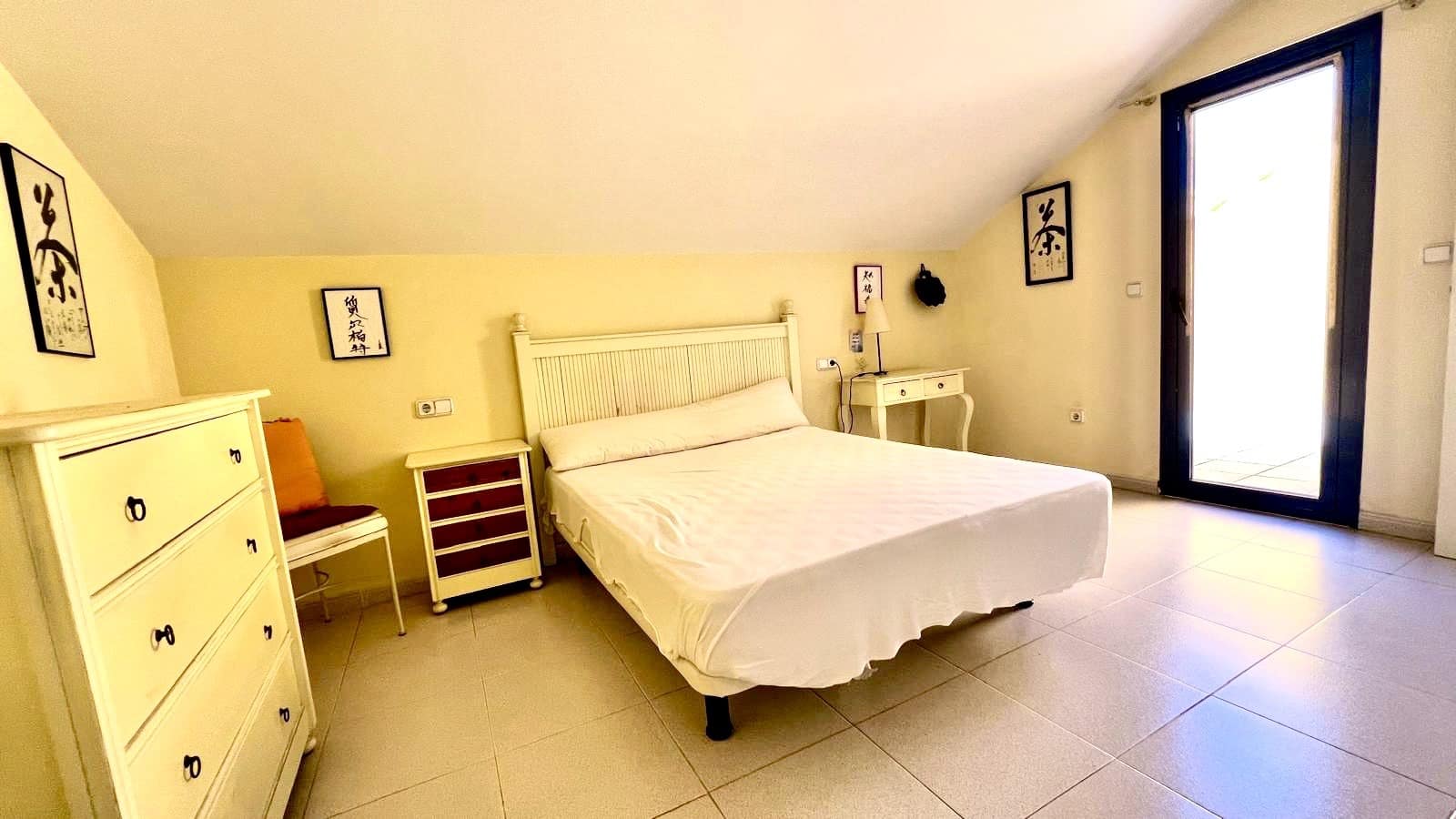 4 Zimmer Wohnung zu verkaufen in Denia mit Pool Garage - 550.000 € (Ref: 9009851)