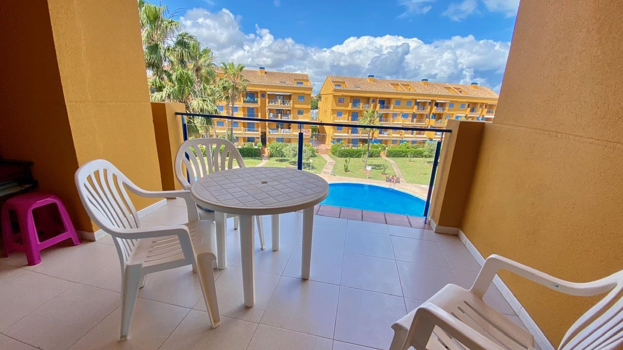 4 bedroom Flat for sale in Denia with pool garage - € 498,000 (Ref: 9009851)
