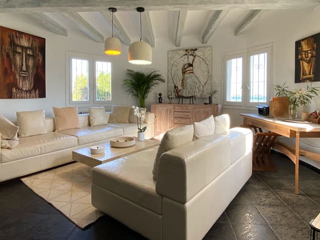 4 sypialnia Willa na sprzedaż w El Montgó, Dénia z basenem garażem - 770 000 € (Ref: 9049679)